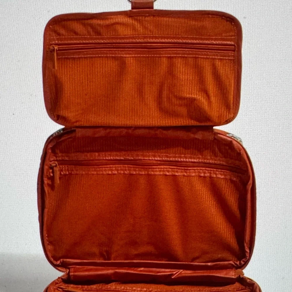 New Vera Bradley Ultralight Essential Hanging Travel Organizer Manor Paisley